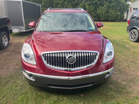 Used 2011 Buick Enclave CXL w/ Trailering Provision Package FWD image 5