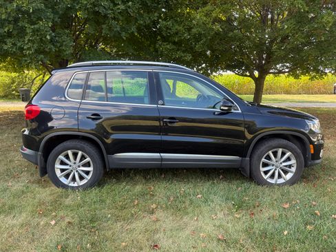 Used 2017 Volkswagen Tiguan Wolfsburg Edition image 1