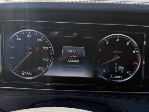 Used 2015 Mercedes-Benz S 550 S 550 4MATIC Sedan 4D image 19