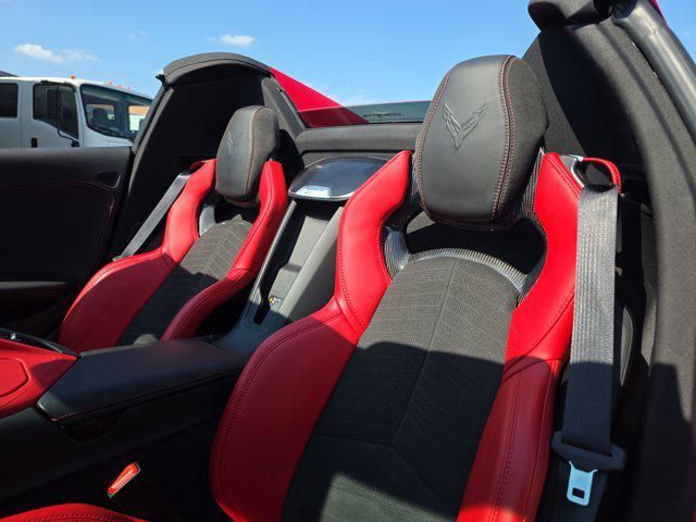 Used 2025 Chevrolet Corvette E-Ray w/ Stealth Interior Trim Package AWD/4WD image 12