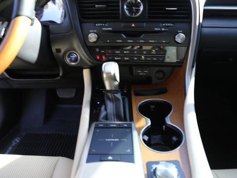 Used 2022 Lexus RX 450h AWD w/ Premium Package image 20