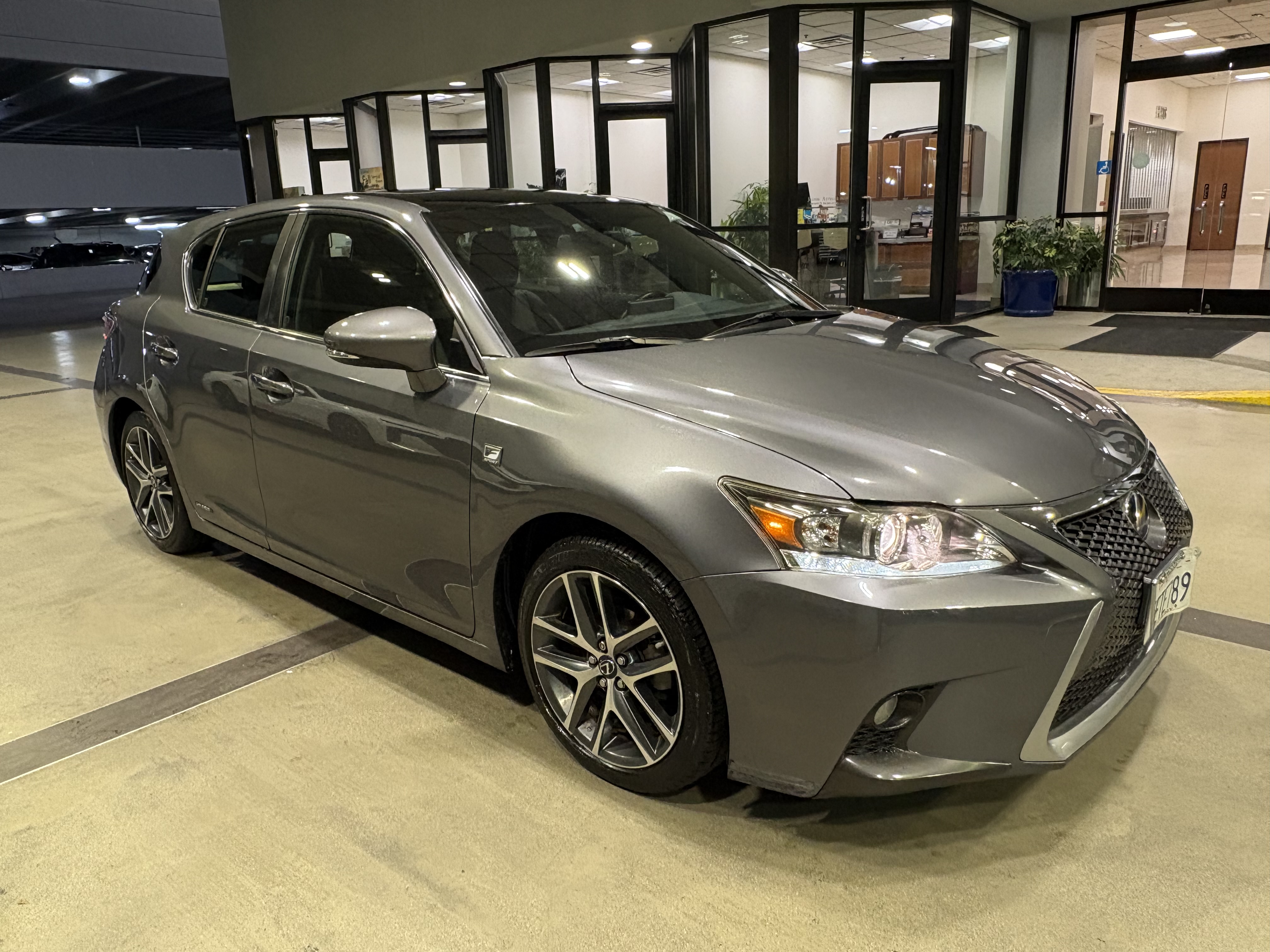Used 2014 Lexus CT 200h w/ F Sport w/Nuluxe Interior FWD image 1