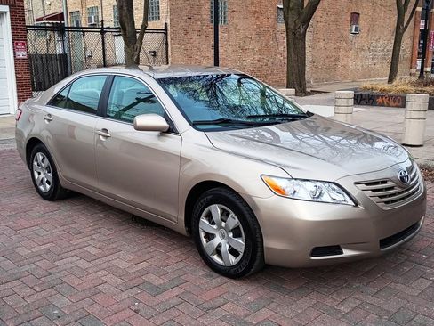 Used 2007 Toyota Camry LE image 5