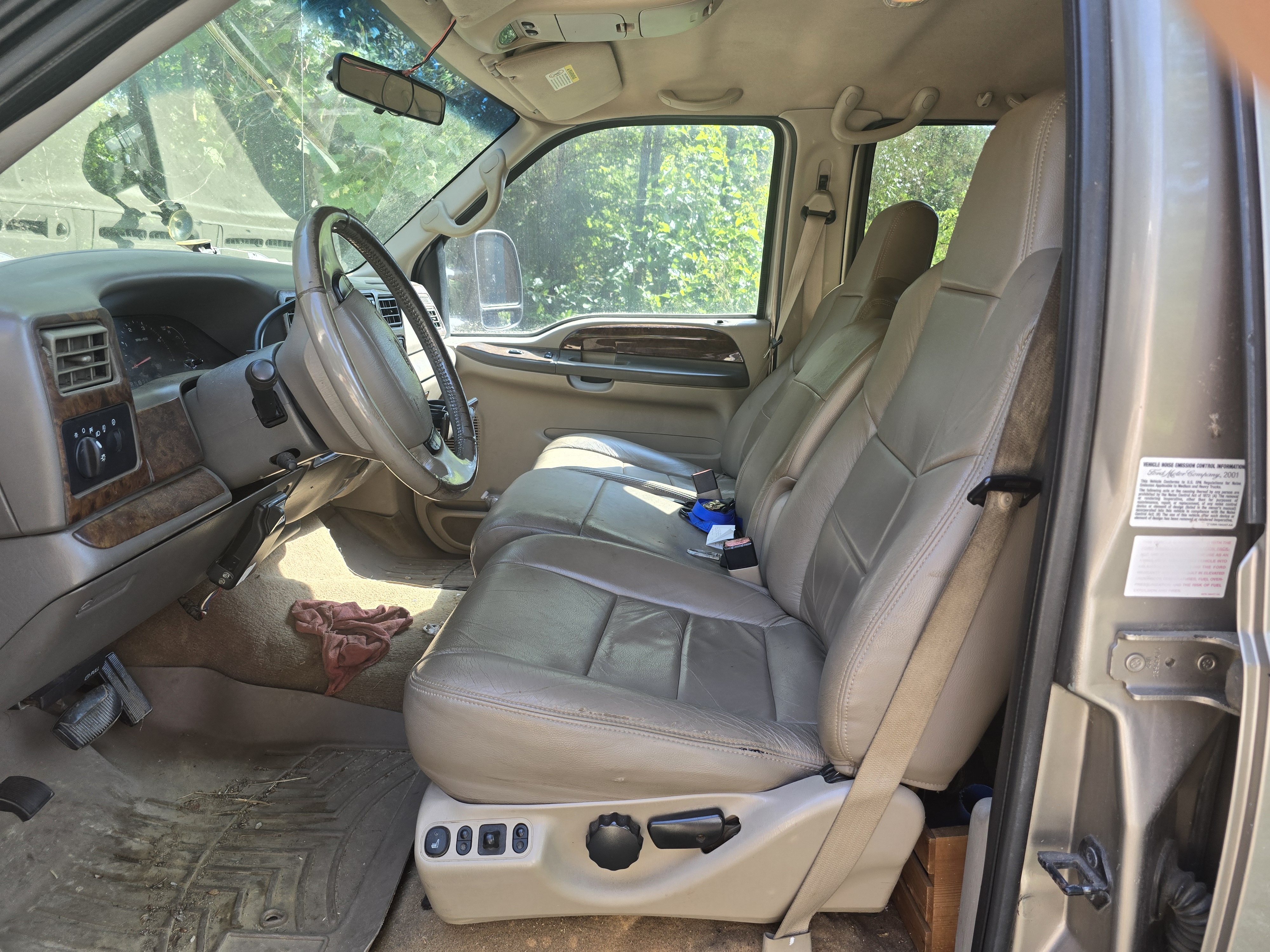 Used 2002 Ford F350 4x4 Crew Cab DRW Super Duty image 4