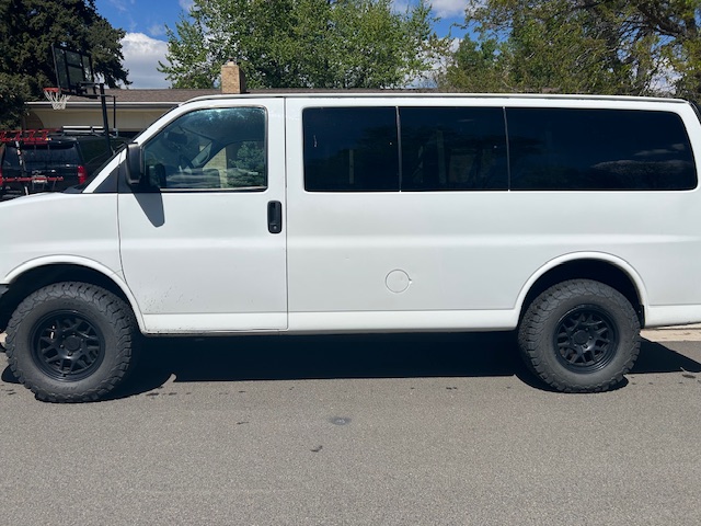 Used 2014 Chevrolet Express 1500 LT w/ LT Preferred Equipment Group AWD/4WD image 1