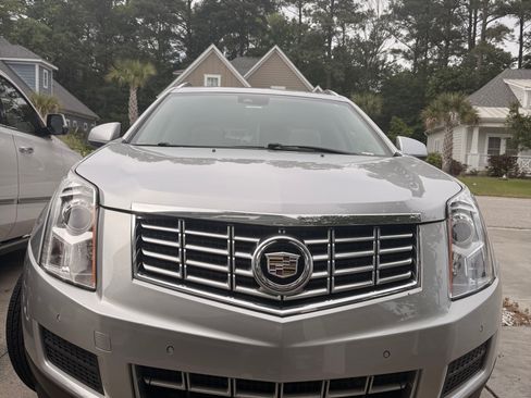 Used 2014 Cadillac SRX Luxury w/ Driver Awareness Package FWD image 1