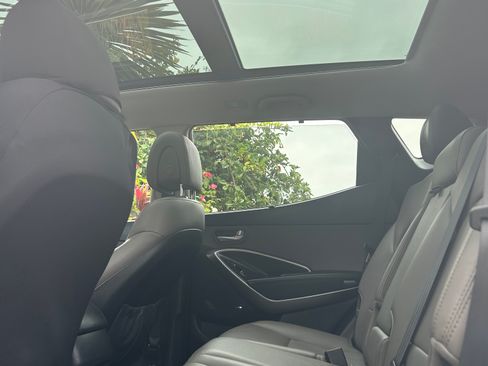 Used 2017 Hyundai Santa Fe Sport FWD image 2