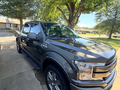Used 2018 Ford F150 Lariat w/ Equipment Group 502A Luxury image 1