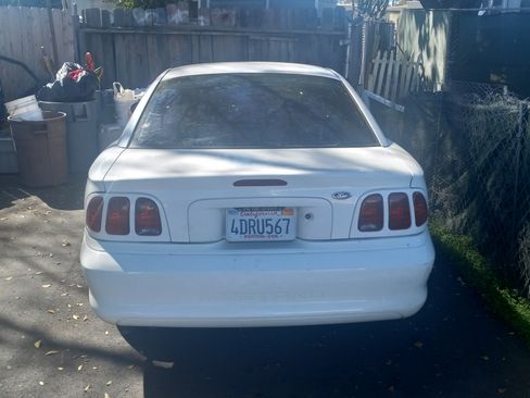 Used 1998 Ford Mustang Coupe 2D image 10