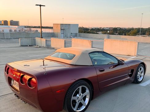 Used 2003 Chevrolet Corvette Convertible w/ Preferred Equipment Group1 RWD image 6