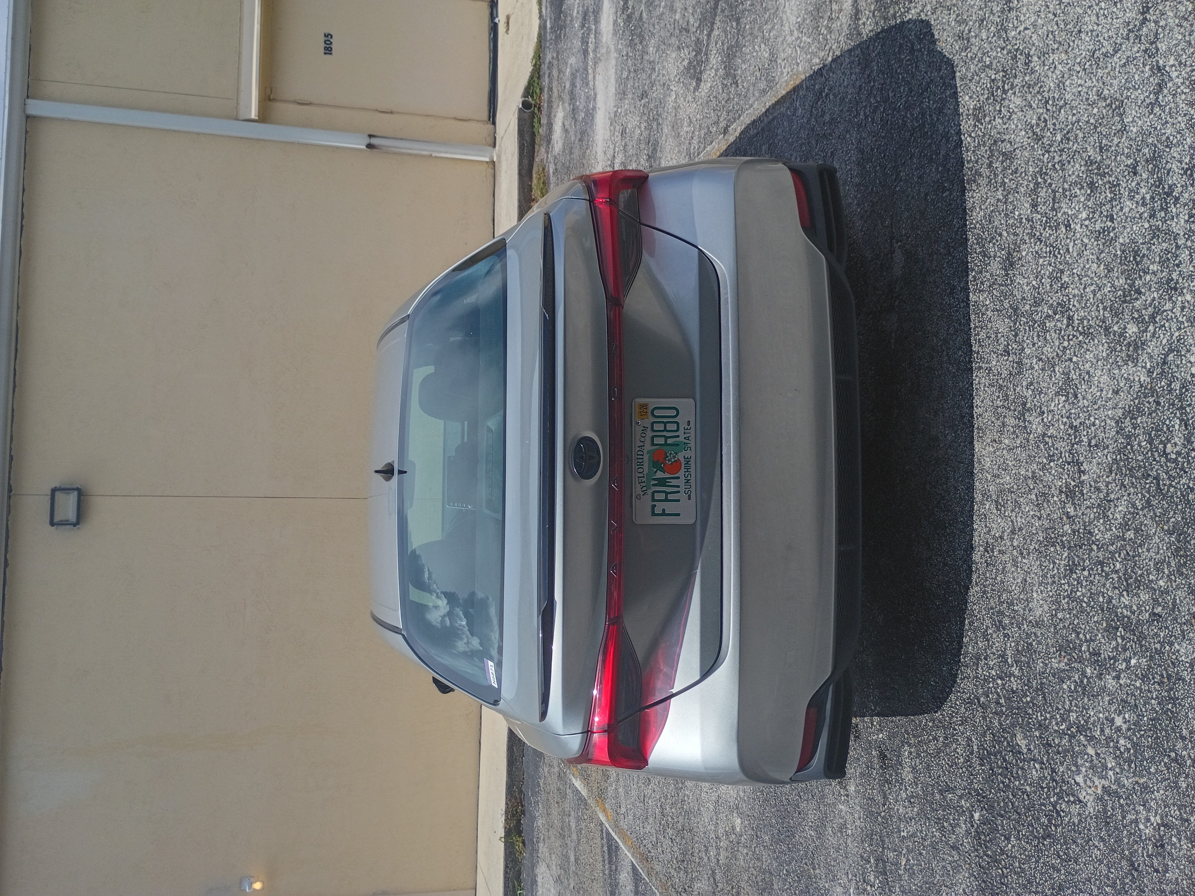 Used 2022 Toyota Avalon XSE FWD image 4