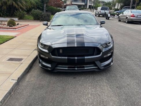 Used 2019 Ford Mustang Shelby GT350 w/ Technology Package image 6