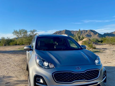 Used 2020 Kia Sportage EX image 12