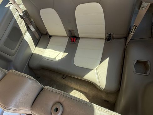 Used 2003 Ford Explorer Eddie Bauer image 30