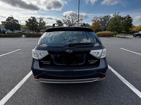 Used 2011 Subaru Impreza Outback Sport image 12
