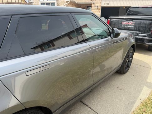 Used 2023 Land Rover Range Rover Velar S image 15