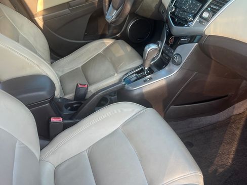Used 2012 Chevrolet Cruze LTZ w/ RS Package image 12