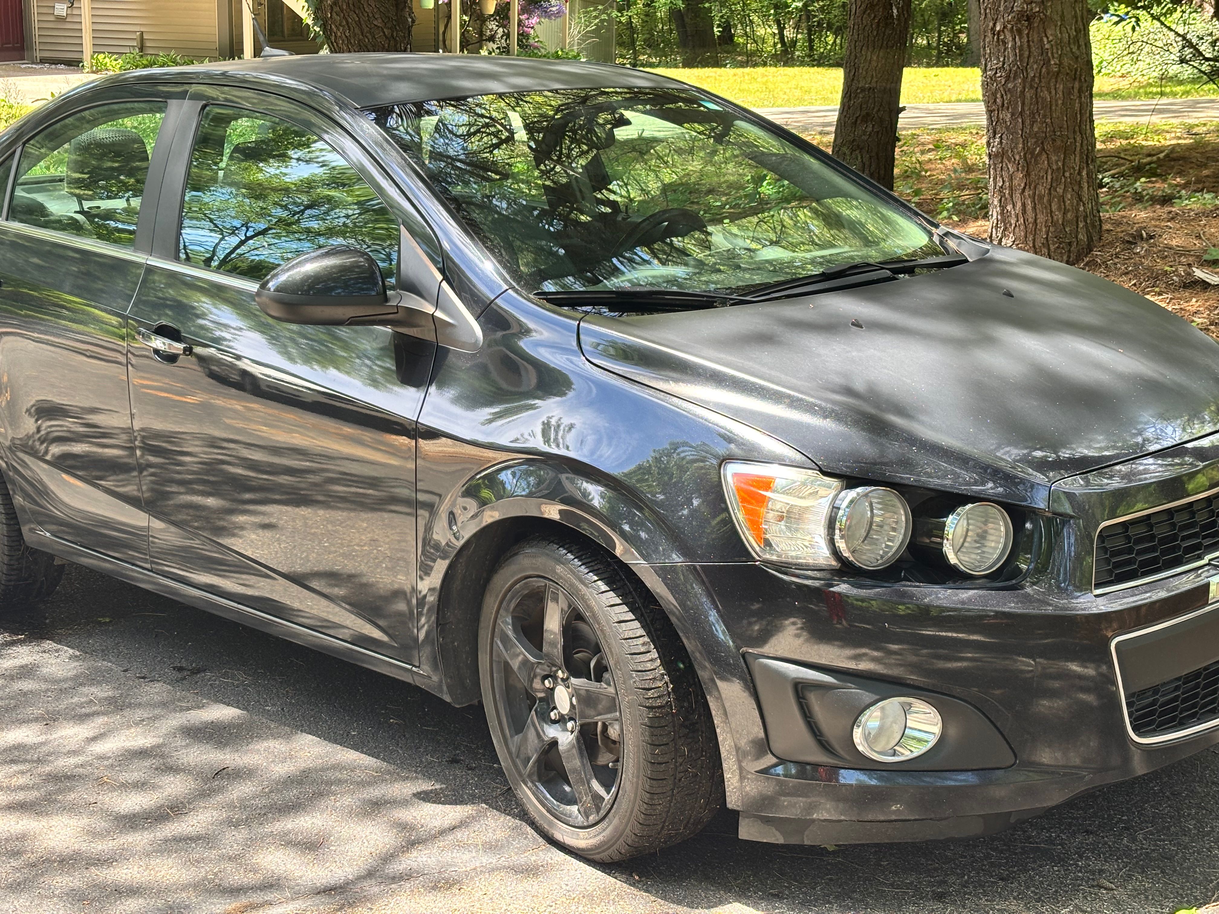 Used 2013 Chevrolet Sonic LTZ FWD image 10