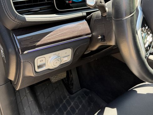 Used 2022 Mercedes-Benz GLE 450 4MATIC image 21