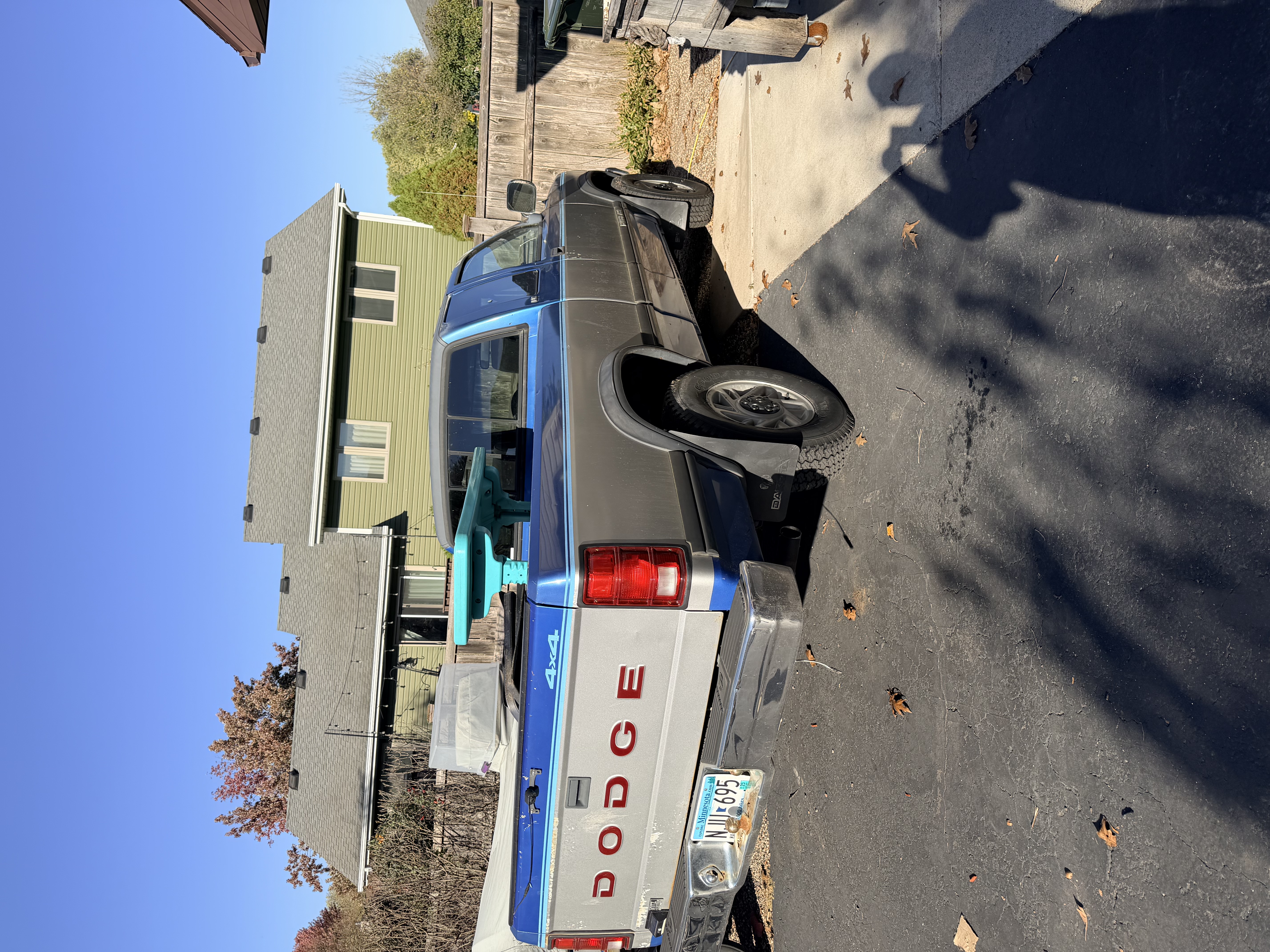 Used 1993 Dodge Dakota 4x4 Club Cab image 2