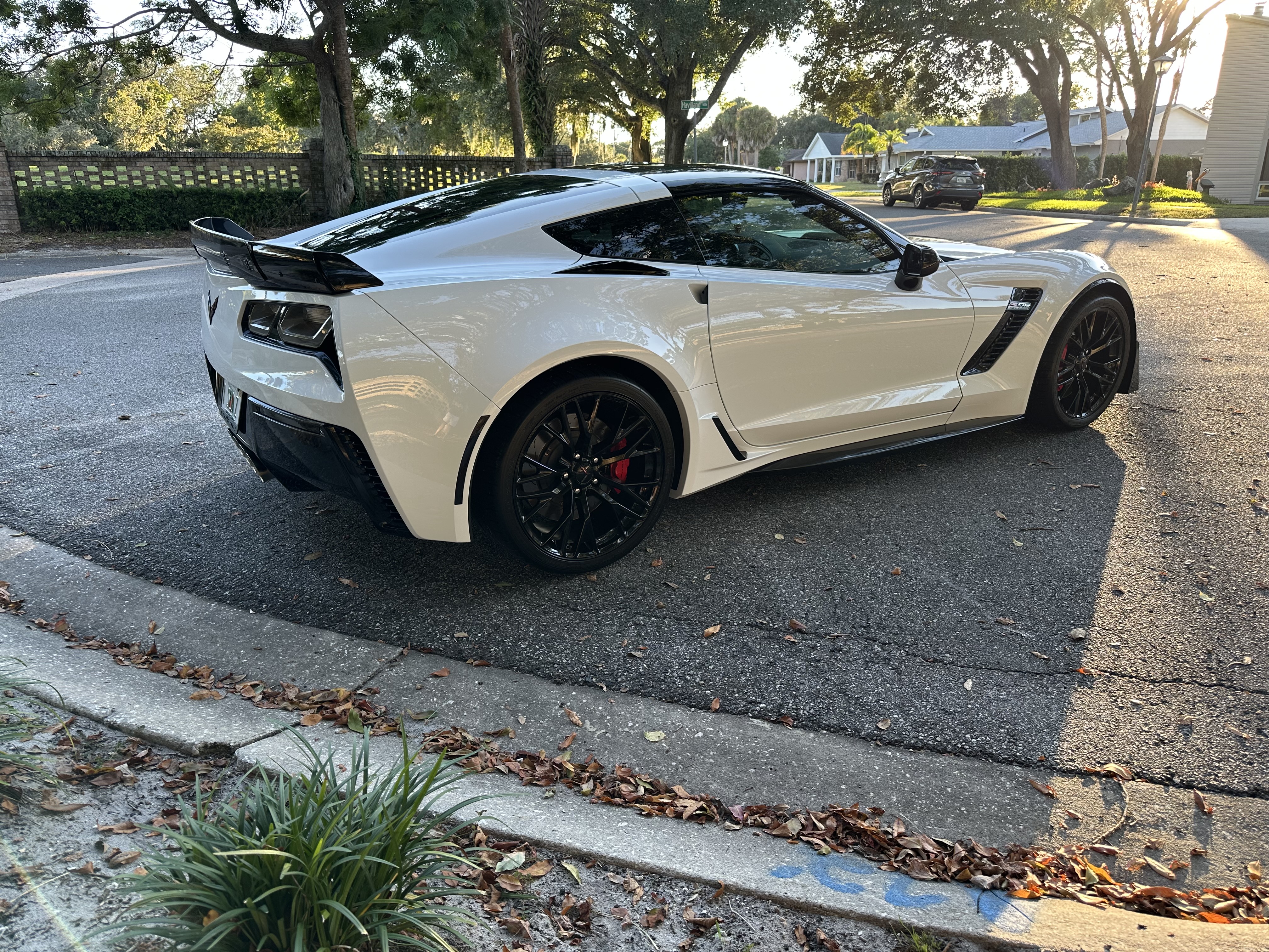 Used 2019 Chevrolet Corvette Z06 RWD image 5