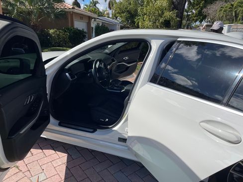 Used 2019 BMW 330i Sedan w/ Convenience Package image 9