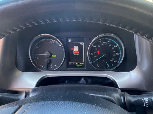 Used 2018 Toyota RAV4 XLE w/ Convenience Package AWD/4WD image 14