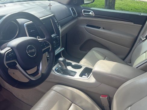 Used 2016 Jeep Grand Cherokee Overland RWD image 6