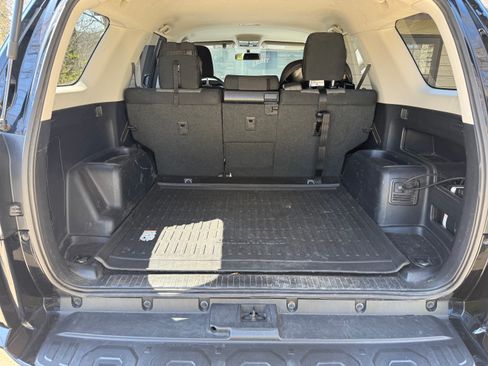 Used 2019 Toyota 4Runner SR5 image 8