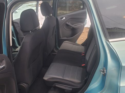 Used 2013 Ford Escape SE image 2