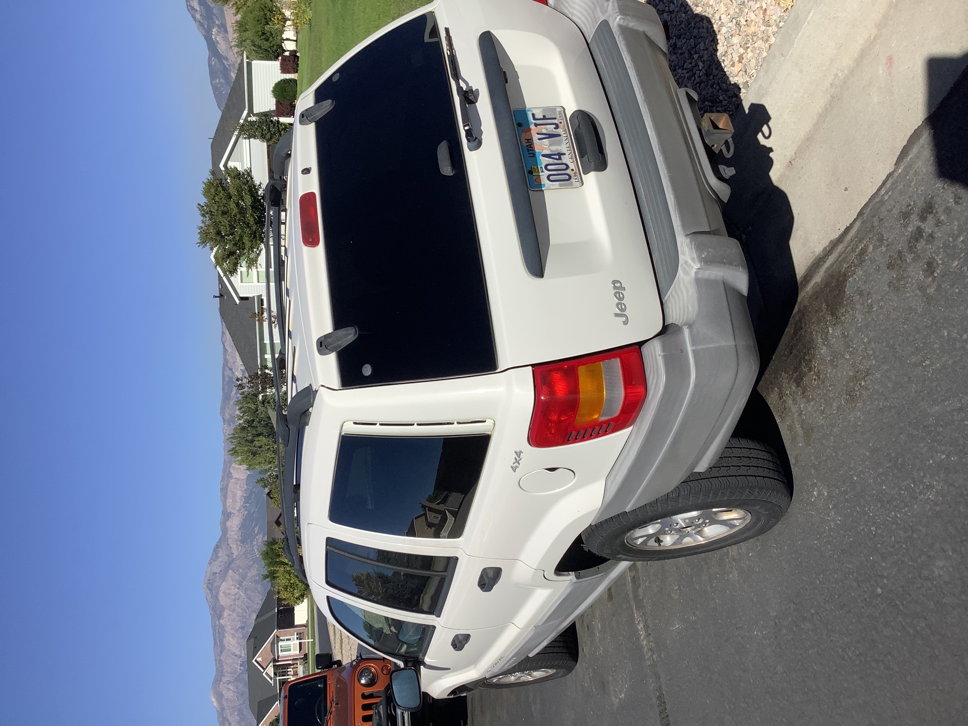 Used 1999 Jeep Grand Cherokee Laredo AWD/4WD image 4