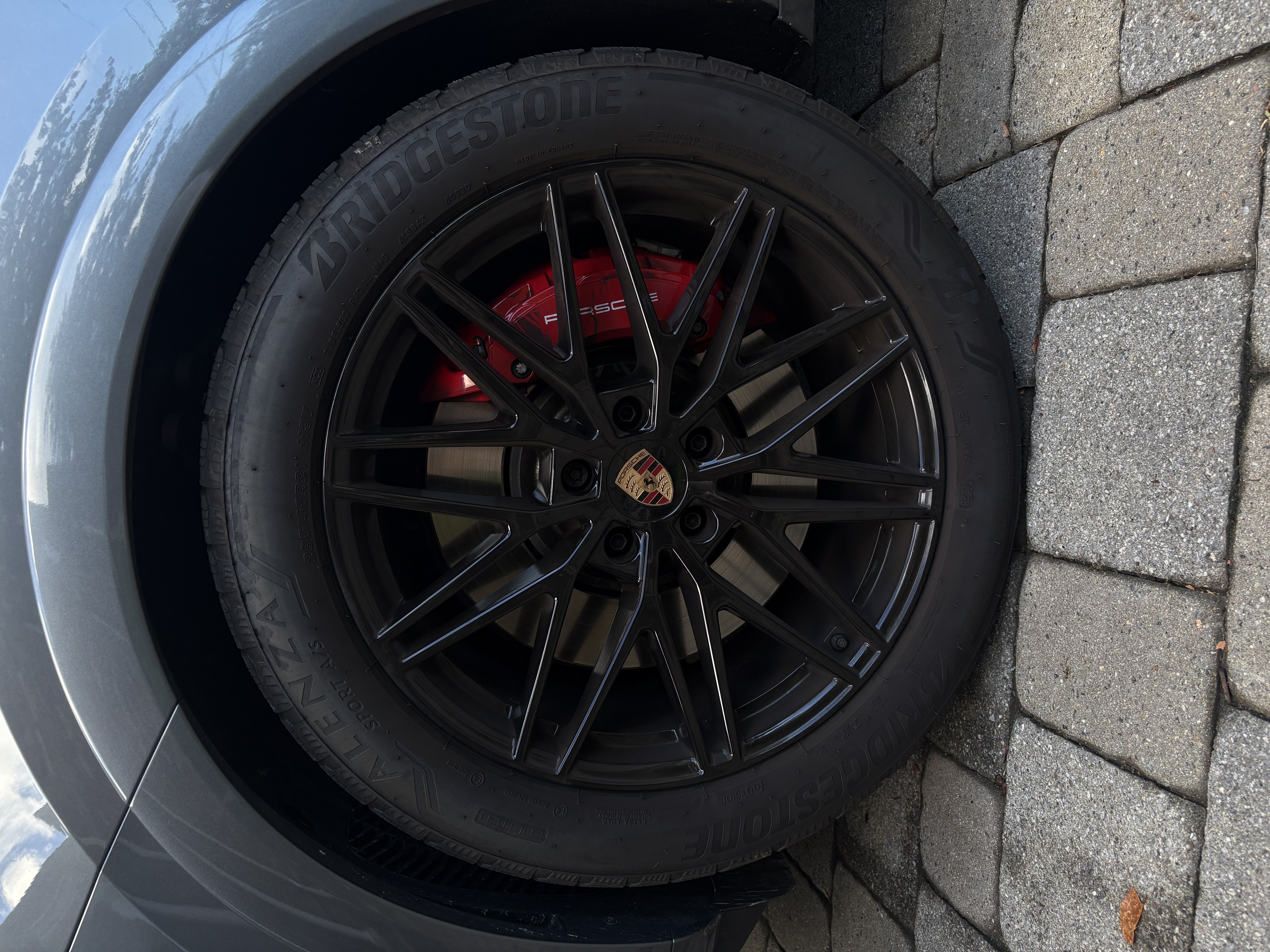 Used 2026 Porsche Cayenne GTS AWD/4WD image 21