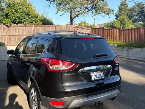 Used 2014 Ford Escape Titanium w/ Equipment Group 401A FWD image 4