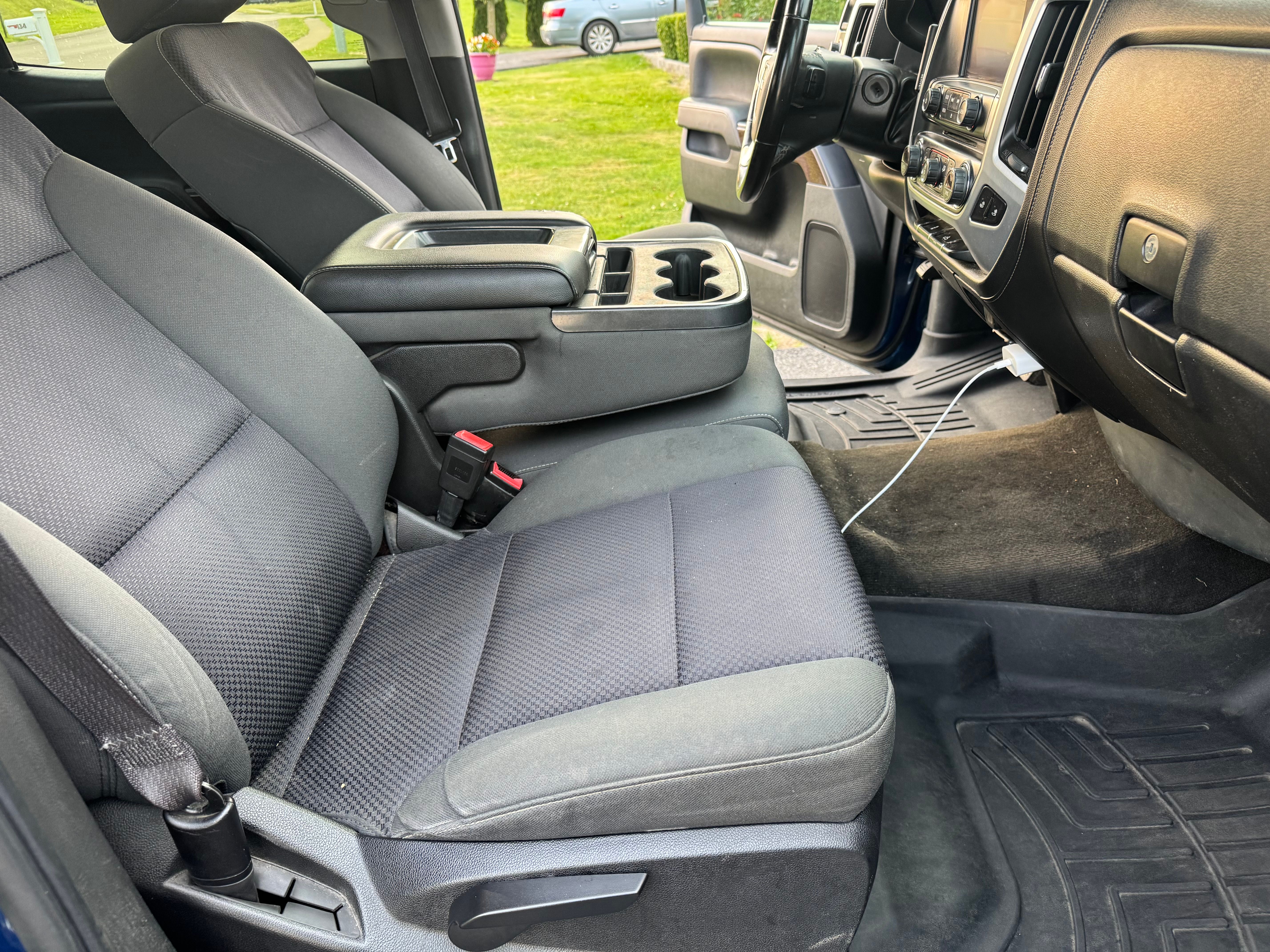Used 2015 GMC Sierra 1500 SLE w/ SLE Value Package AWD/4WD image 10