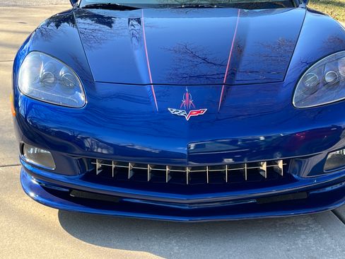 Used 2007 Chevrolet Corvette Coupe w/ Performance Package image 5
