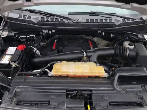Used 2019 Ford F150 Raptor w/ Equipment Group 802A Luxury AWD/4WD image 6