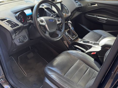 Used 2014 Ford Escape Titanium w/ Equipment Group 401A AWD/4WD image 8