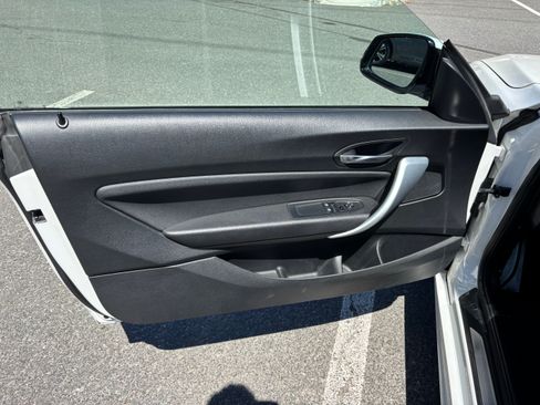 Used 2016 BMW 228i Coupe RWD image 11