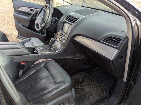 Used 2013 Lincoln MKX AWD image 4