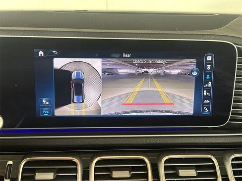 Used 2024 Mercedes-Benz GLS 450 4MATIC image 6