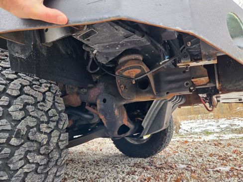 Used 2004 Chevrolet Avalanche Z71 w/ Preferred Equipment Group image 18