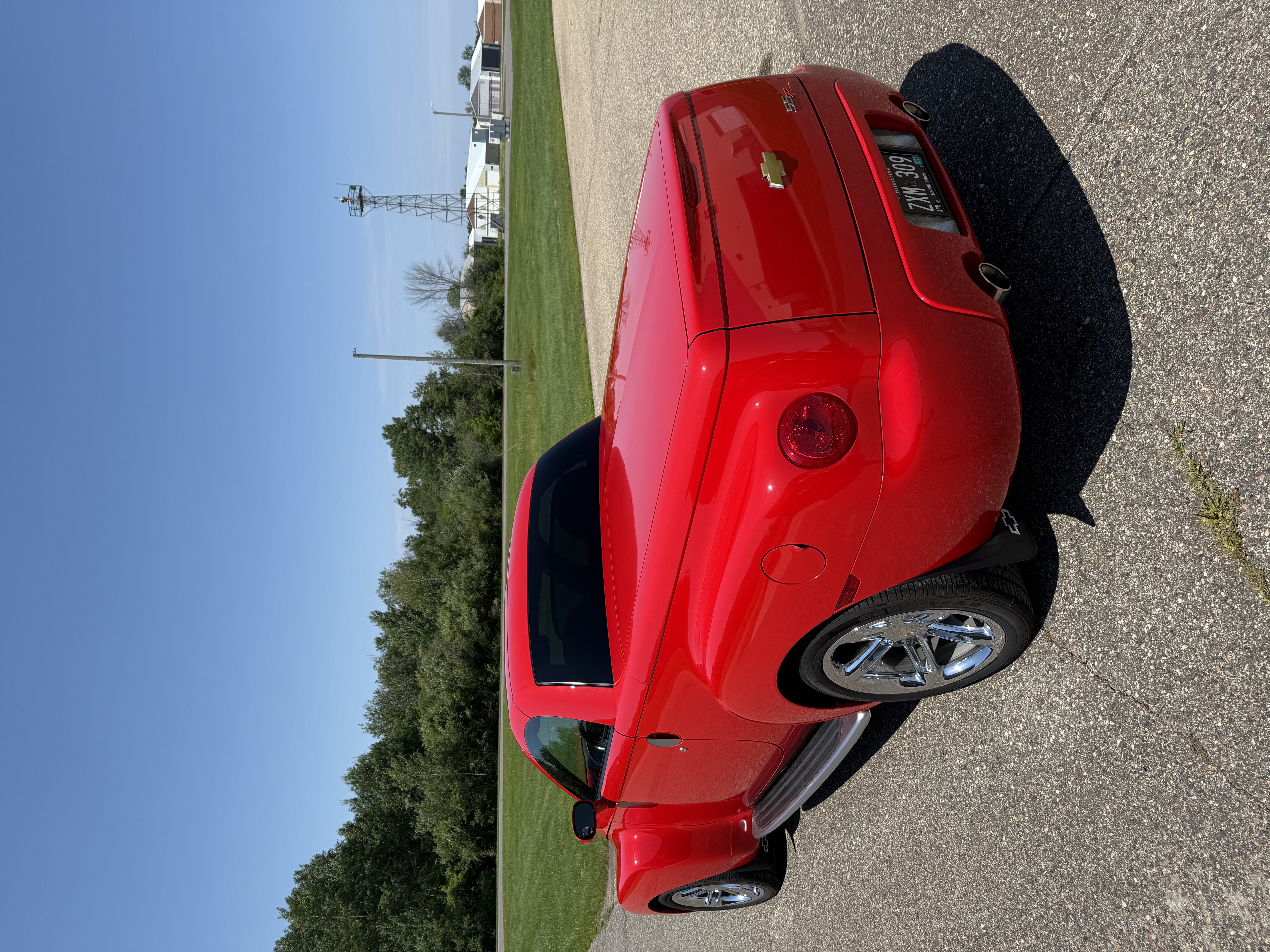 Used 2005 Chevrolet SSR w/ Preferred Equipment Group RWD image 6