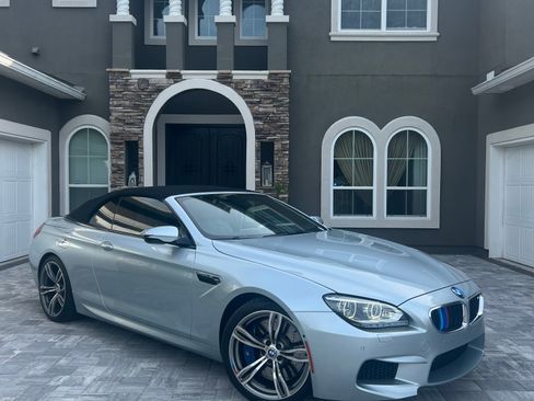 Used 2012 BMW M6 Convertible RWD image 1