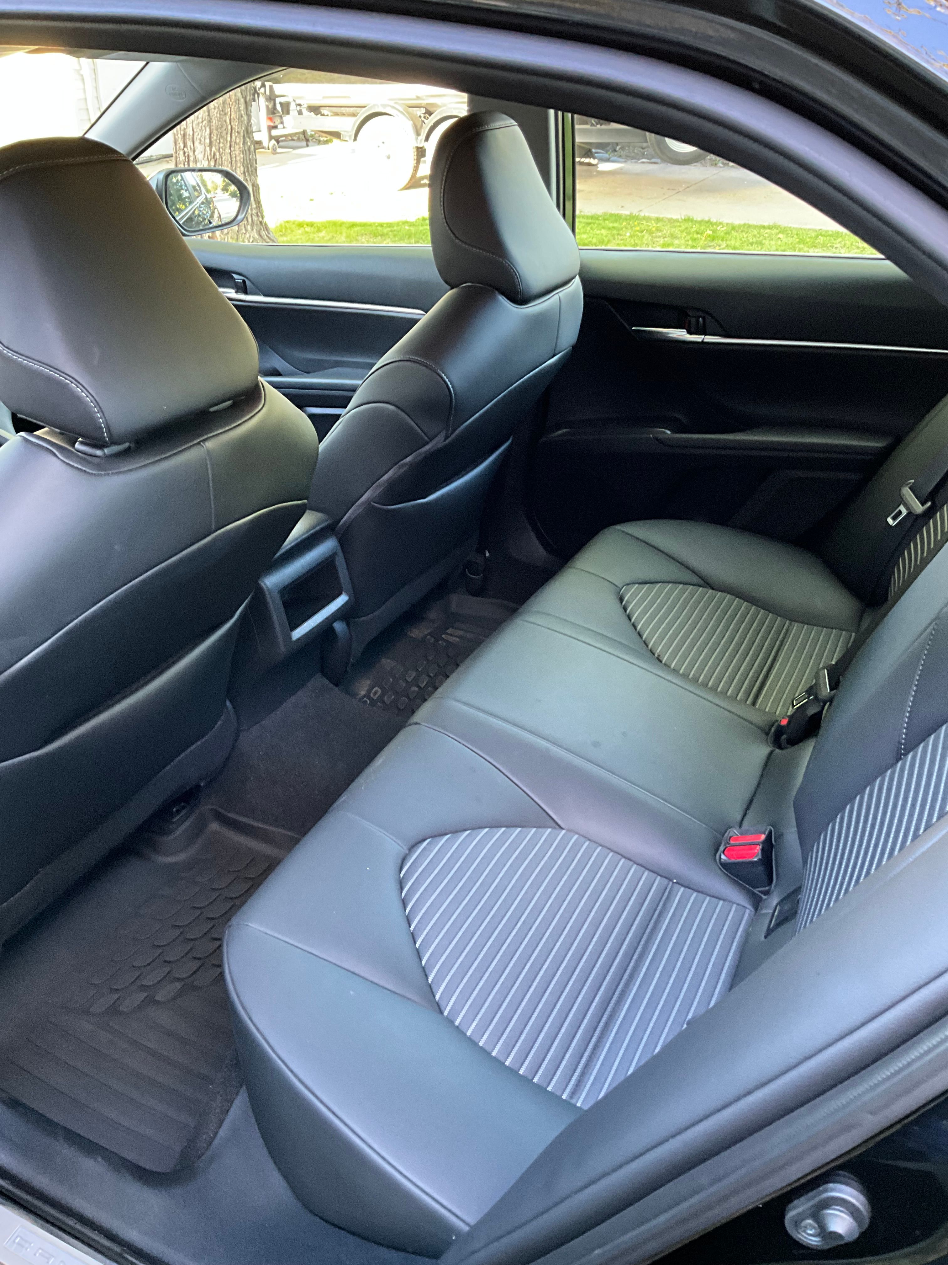 Used 2023 Toyota Camry SE FWD image 18