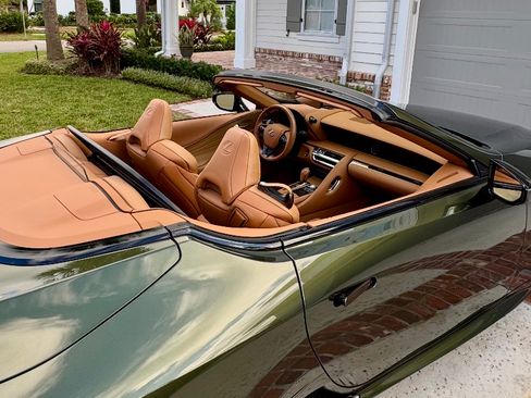 Used 2023 Lexus LC 500 Convertible image 4