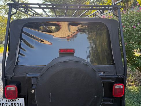 Used 2006 Jeep Wrangler X image 16