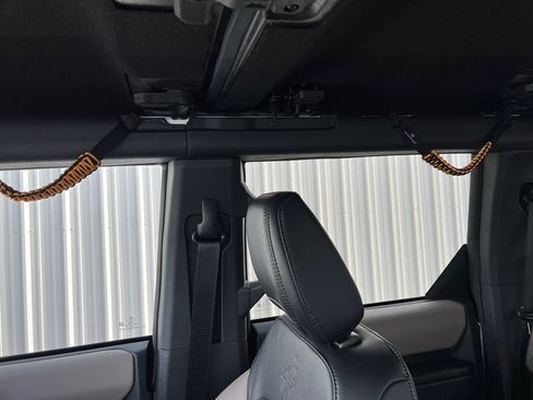 Used 2024 Ford Bronco Wildtrak image 10