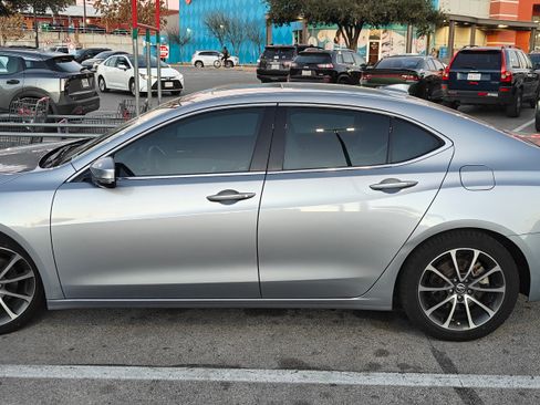 Used 2015 Acura TLX V6 image 5