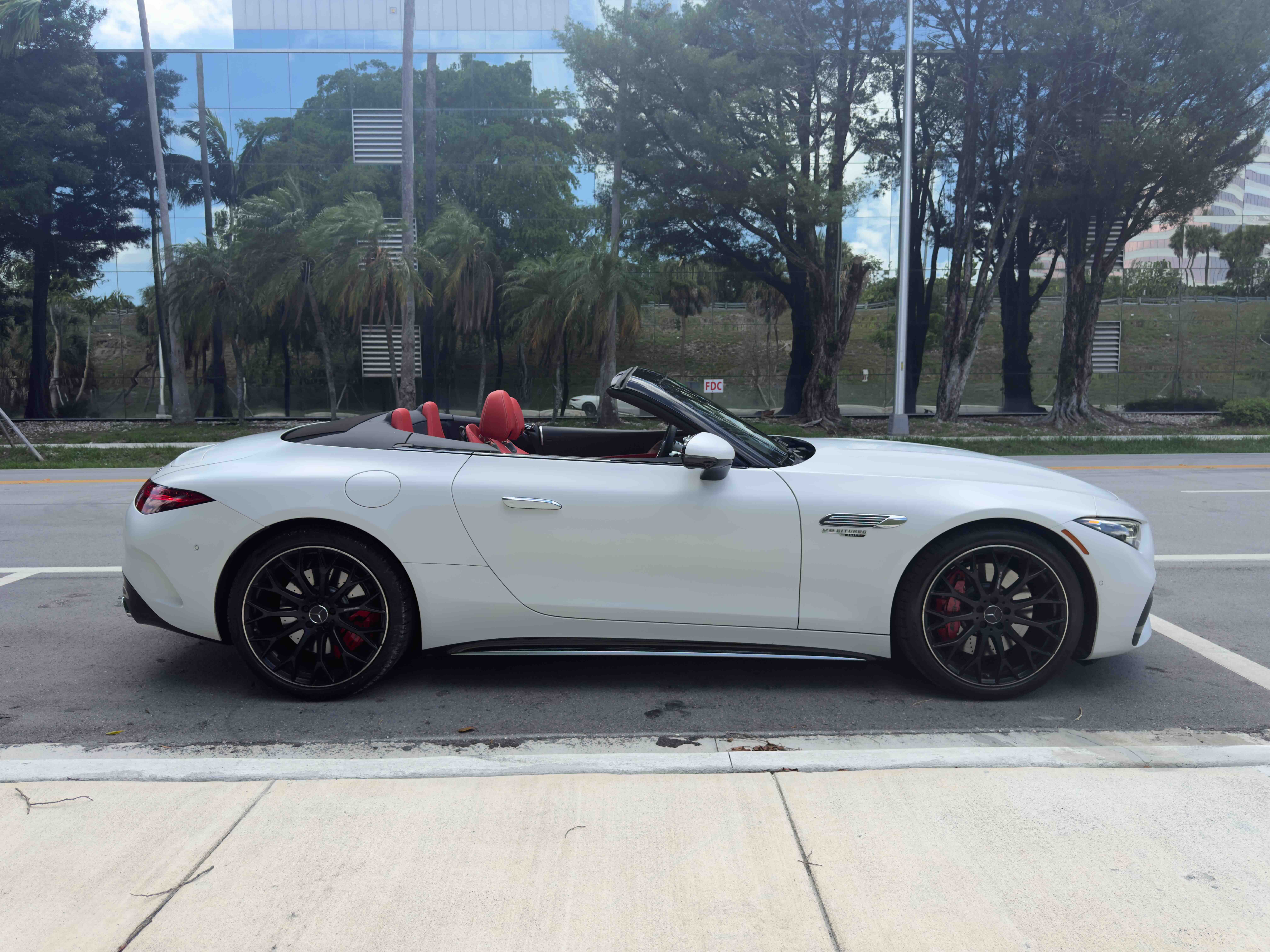 Used 2025 Mercedes-Benz SL 55 AMG 4MATIC image 5