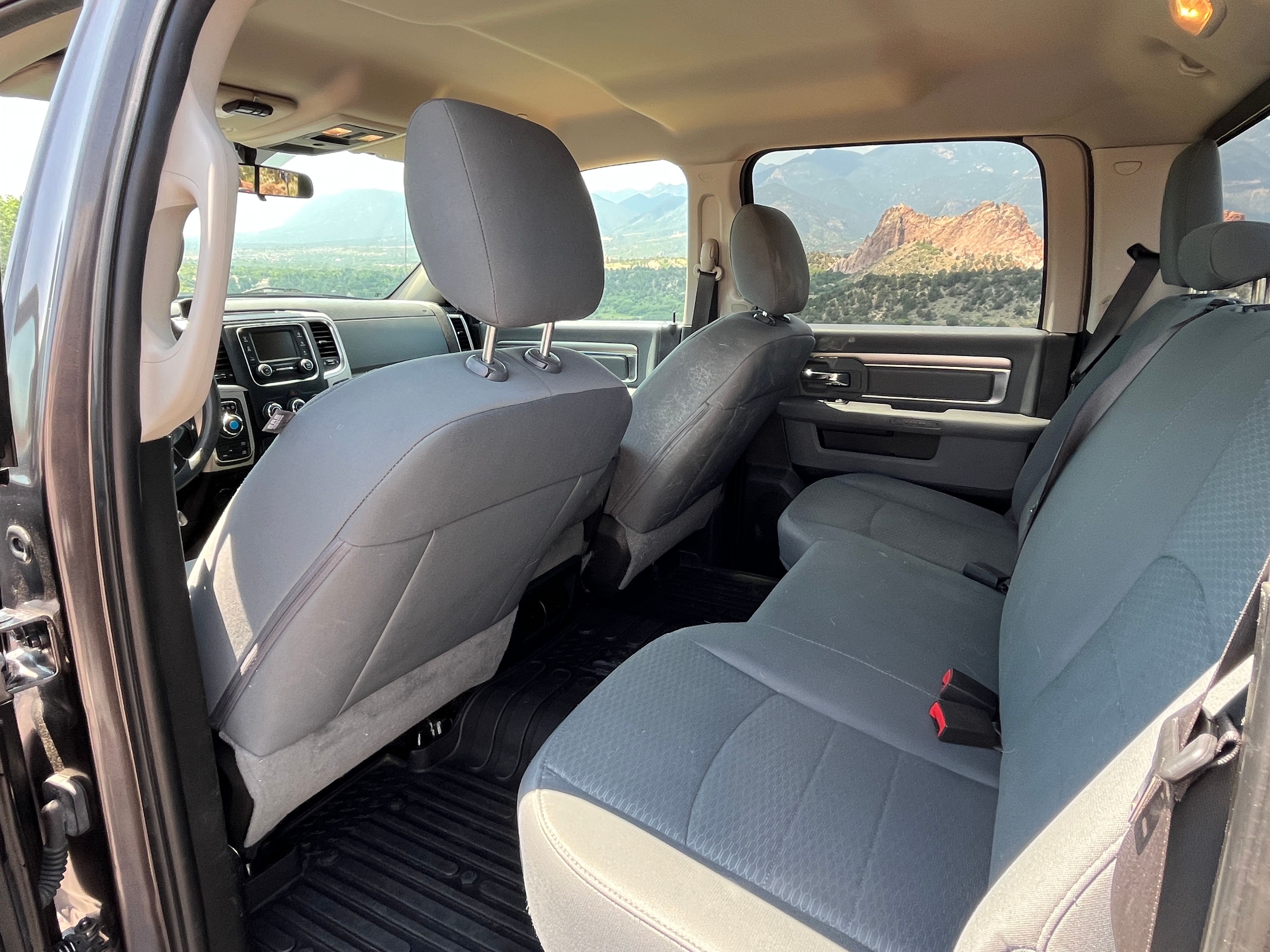 Used 2019 RAM 1500 Classic SLT AWD/4WD image 8